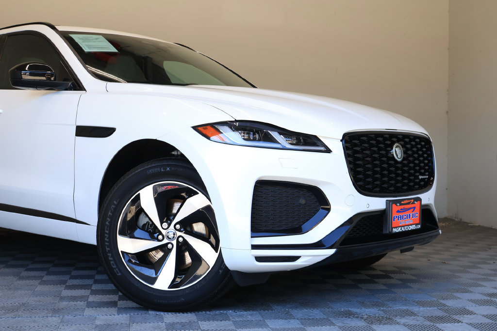 Used 2024 Jaguar F-PACE R-Dynamic S AWD/4WD image 3