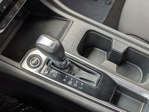 Used 2020 Nissan Sentra S image 16