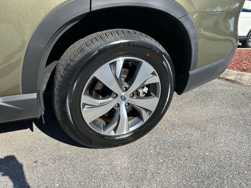 Used 2025 Subaru Ascent Premium image 15