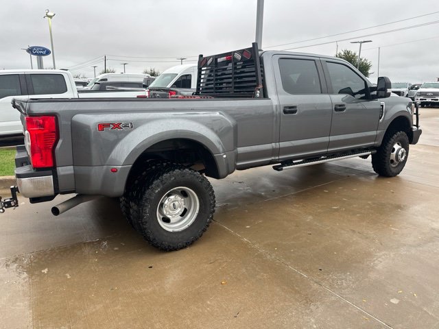 Used 2022 Ford F350 XL w/ STX Appearance Package AWD/4WD image 4