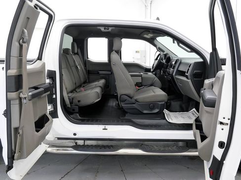 Used 2019 Ford F150 XLT w/ Max Trailer Tow Package AWD/4WD image 19