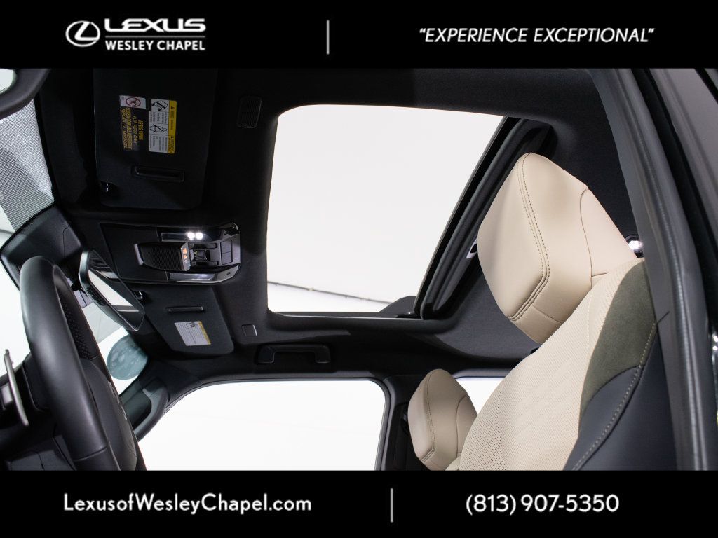 Certified 2025 Lexus GX 550 AWD/4WD image 22