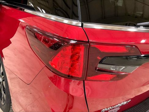 Used 2025 Honda Odyssey Sport-L image 29