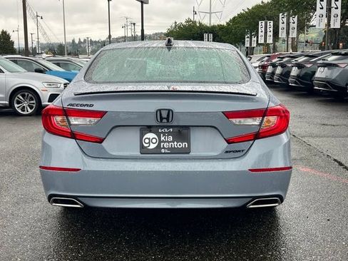 Used 2022 Honda Accord Sport image 6