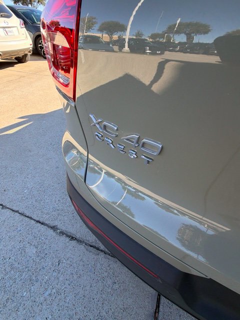 Used 2025 Volvo XC40 B5 Ultra w/ Climate Package AWD/4WD image 15