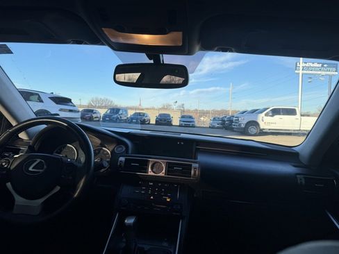 Used 2014 Lexus IS 250 AWD image 10
