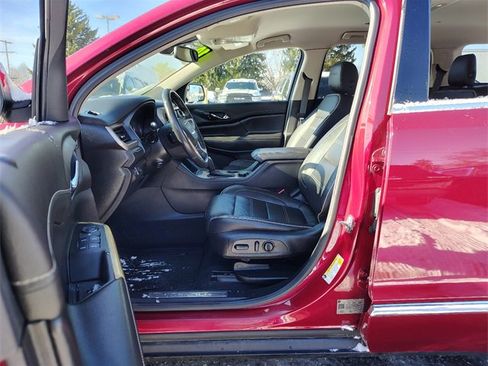 Used 2019 GMC Acadia Denali w/ Technology Package image 2