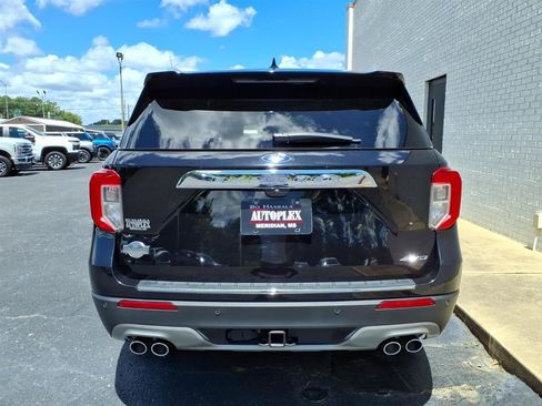 Used 2024 Ford Explorer King Ranch w/ Technology Package AWD/4WD image 4