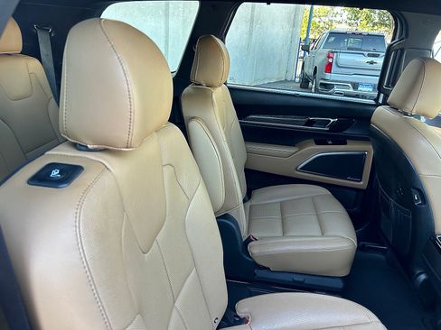 Used 2020 Kia Telluride SX FWD image 29