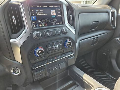 Used 2021 Chevrolet Silverado 1500 RST w/ Texas Edition Plus AWD/4WD image 26