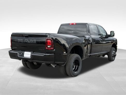 New 2026 RAM 3500 Big Horn AWD/4WD image 6