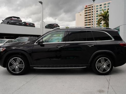 Used 2023 Mercedes-Benz GLS 450 4MATIC image 12