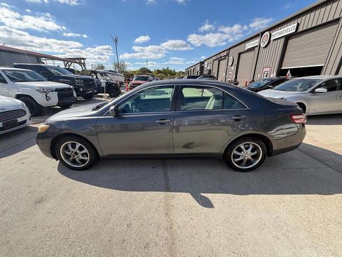Used 2007 Toyota Camry CE image 2