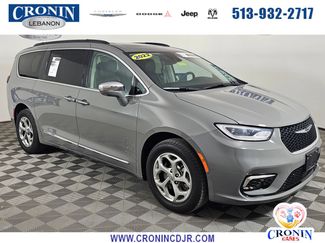 Used 2022 Chrysler Pacifica Limited AWD/4WD video 1