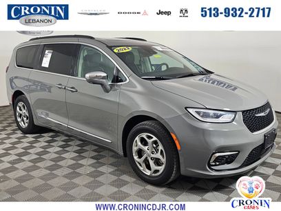 Used 2022 Chrysler Pacifica Limited