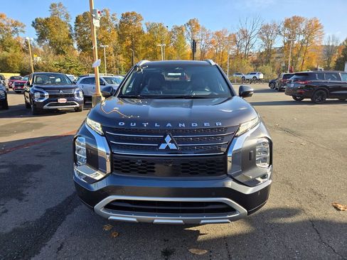 New 2025 Mitsubishi Outlander SEL image 2