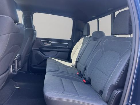 Used 2022 RAM 1500 Big Horn AWD/4WD image 18