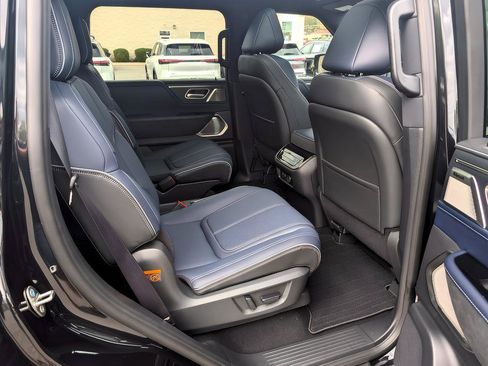 Certified 2026 INFINITI QX80 4WD w/ Sport Exterior Package image 21