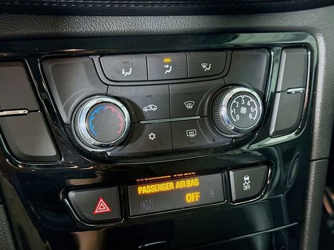 Used 2022 Buick Encore Preferred w/ Safety Package image 16