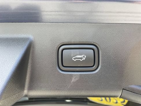 Certified 2025 Hyundai Tucson SEL FWD image 16