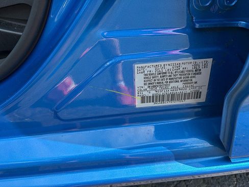 Used 2025 Nissan Sentra SV FWD image 19