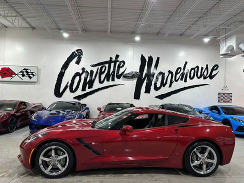 Used 2014 Chevrolet Corvette Stingray Coupe w/ 2LT Preferred Equipment Group RWD image 2