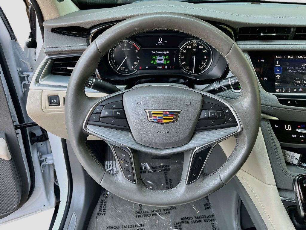 Used 2024 Cadillac XT5 Premium Luxury w/ LPO, Floor Liner Package AWD/4WD image 11