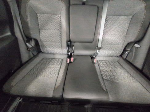 Used 2024 Chevrolet Equinox LT w/ LPO, Floor Liner Package AWD/4WD image 23