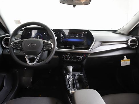 New 2026 Chevrolet Trax ACTIV image 13