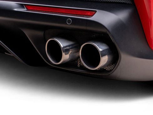 Used 2019 Ferrari Portofino Base image 22