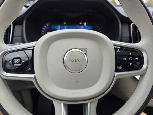 New 2026 Volvo XC90 T8 Ultra w/ Lounge Package AWD/4WD image 25