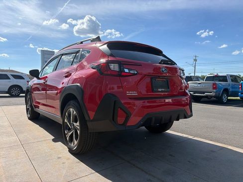 Used 2025 Subaru Crosstrek 2.5i Premium AWD/4WD image 4
