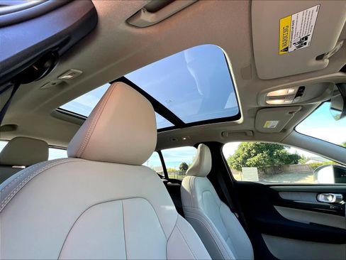 Used 2026 Volvo XC40 B5 Plus w/ Protection Package Premier image 24