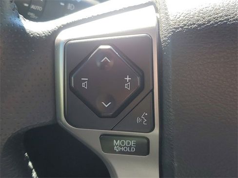 Used 2022 Toyota 4Runner Limited image 27