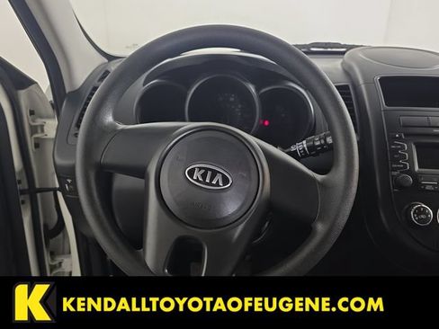 Used 2012 Kia Soul FWD image 13