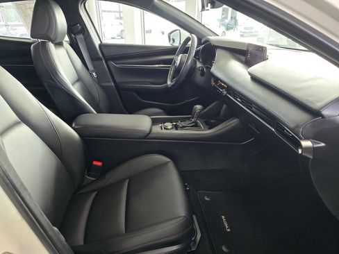 Used 2021 MAZDA MAZDA3 s image 45