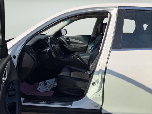 Used 2017 INFINITI QX50 2WD image 9