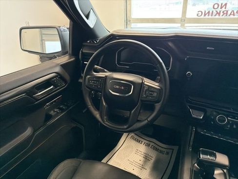 Used 2024 GMC Sierra 1500 AT4 w/ Technology Package image 33