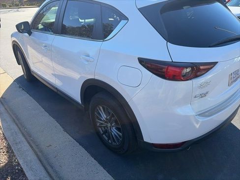 Used 2017 MAZDA CX-5 Touring w/ I-ACTIVSENSE Package image 8