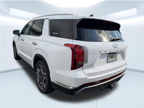 Used 2024 Hyundai Palisade Limited FWD image 14