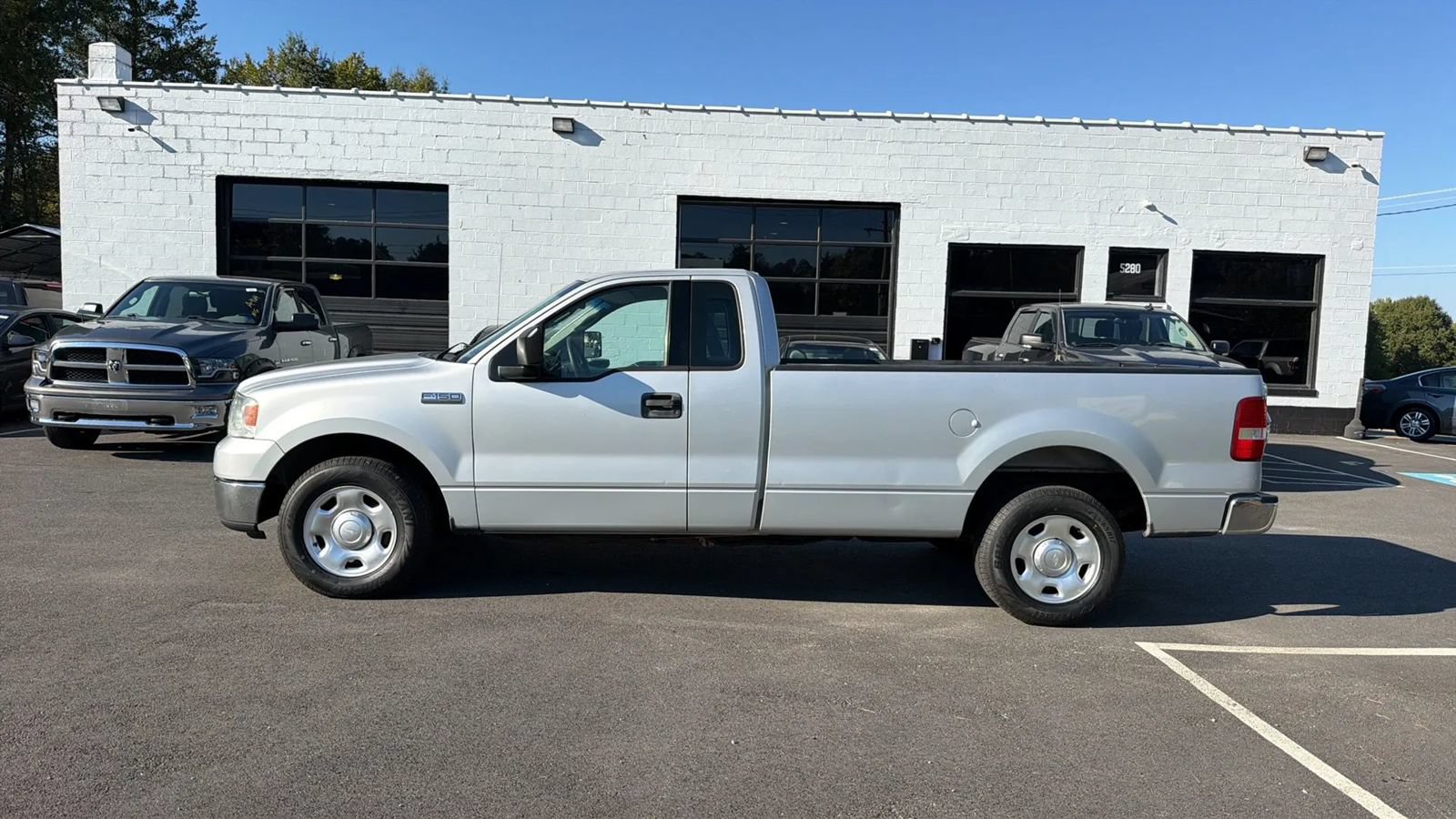 Used 2004 Ford F150 XL RWD image 4