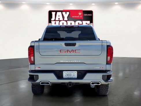 Used 2025 GMC Sierra 1500 AT4 w/ AT4 Premium Package AWD/4WD image 5