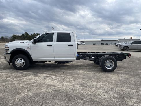 New 2026 RAM 3500 Tradesman image 7