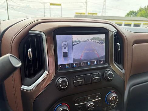 Used 2019 Chevrolet Silverado 1500 High Country w/ Technology Package AWD/4WD image 37