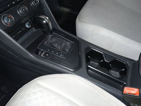Used 2020 Volkswagen Tiguan S FWD image 26