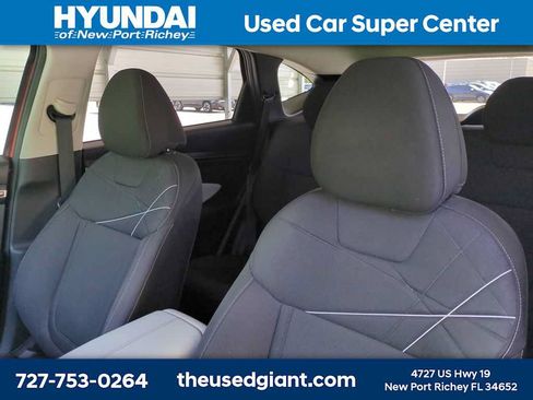 Certified 2022 Hyundai Tucson SEL FWD image 7