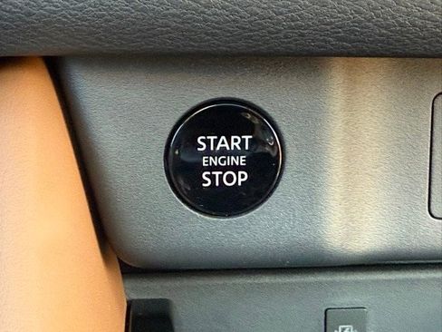 New 2026 Nissan Rogue Platinum w/ Tech Package image 33