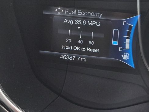 Used 2017 Ford Fusion Energi SE FWD image 26