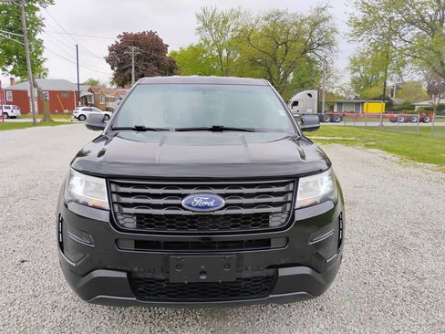 Used 2017 Ford Explorer 4WD Police Interceptor image 2