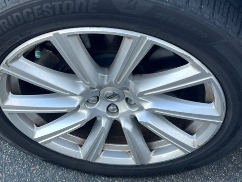 Used 2016 Volvo XC90 T8 Inscription w/ Vision Package AWD/4WD image 10